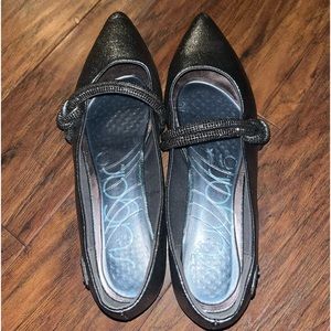 Silver flats with strap